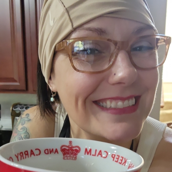 Meet your Posher, Lisa - Picture 7 of 16